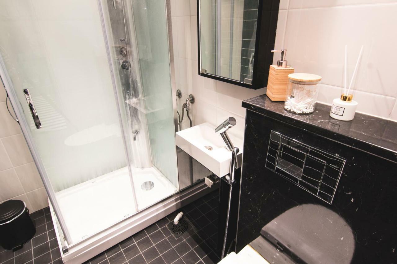 Aurora Residence โรวานิเอมิ ภายนอก รูปภาพ
